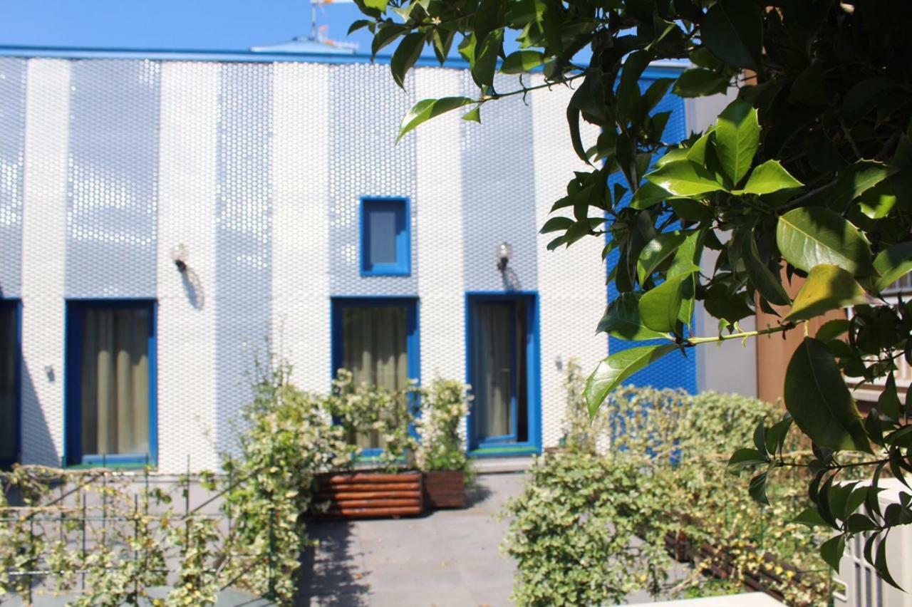 Time Out Aparthotel Casalecchio Di Reno Exterior photo