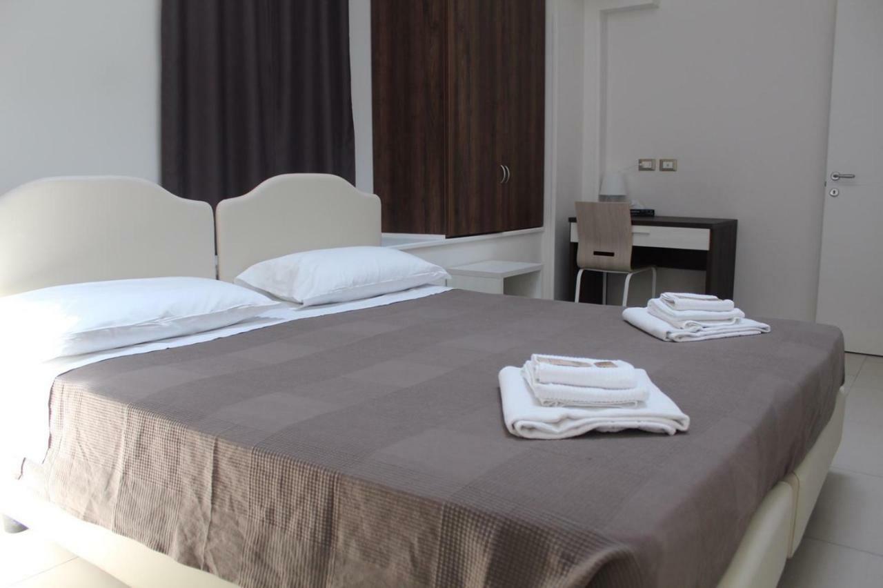 Time Out Aparthotel Casalecchio Di Reno Exterior photo